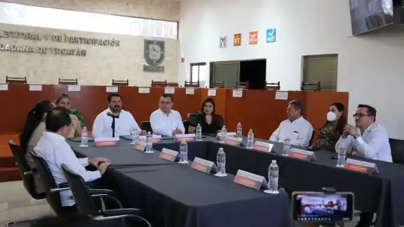 El Iepac y la CIRT firman un acuerdo para que el encuentro de candidatos a la gubernatura tenga amplia difusión El Iepac y la CIRT firman un acuerdo para que el encuentro de candidatos a la gubernatura tenga amplia difusión