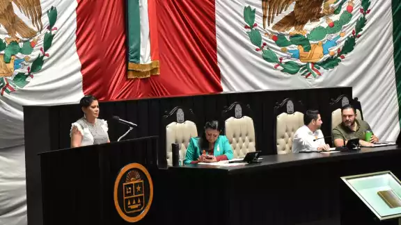 La Consejera Presidenta del Instituto Electoral advirtió que impugnará los señalamientos que haga el Órgano Interno de Control del desempeño de sus funciones La Consejera Presidenta del Instituto Electoral advirtió que impugnará los señalamientos que haga el Órgano Interno de Control del desempeño de sus funciones