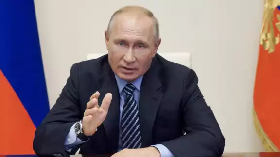 Vladímir Putin anunció la aprobación de la vacuna contra el COVID-19 (AP) Vladímir Putin anunció la aprobación de la vacuna contra el COVID-19 (AP)