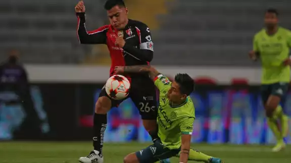 A causa de una lesión. Aldo Rocha no podrá ser parte del juego del viernes ante Querétaro A causa de una lesión. Aldo Rocha no podrá ser parte del juego del viernes ante Querétaro