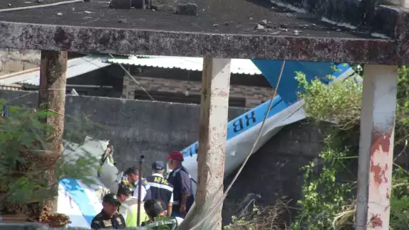 De acuerdo con la información, las dos personas afectadas son alumnos de la academia iFly y entrenaban con miras a trabajar en Volaris De acuerdo con la información, las dos personas afectadas son alumnos de la academia iFly y entrenaban con miras a trabajar en Volaris