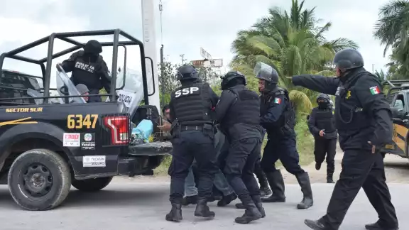 Los involucrados en la invasión de terrenos en Chicxulub permanecerán en prisión preventiva Los involucrados en la invasión de terrenos en Chicxulub permanecerán en prisión preventiva