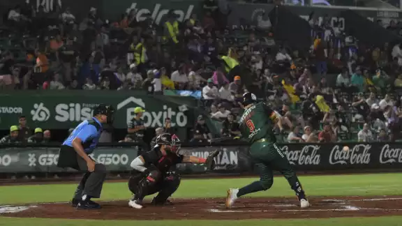 Leones de Yucatán gana 3 a 2 a los los Piratas de Campeche Leones de Yucatán gana 3 a 2 a los los Piratas de Campeche