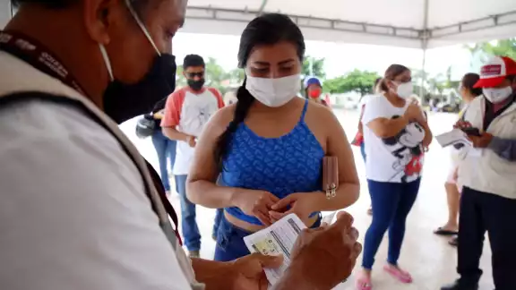 Desde el inicio de la contingencia sanitaria, hay un total de 74 mil 604 personas que se han contagiado de esta enfermedad Desde el inicio de la contingencia sanitaria, hay un total de 74 mil 604 personas que se han contagiado de esta enfermedad