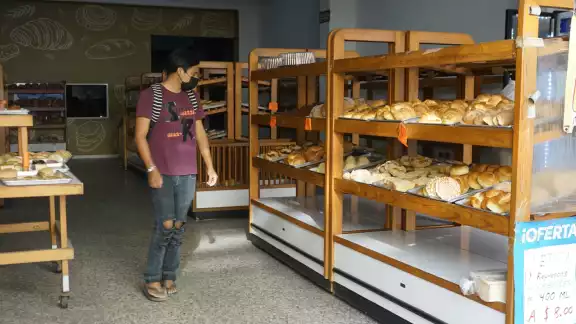 Entre diciembre del año pasado y marzo del 2021, se registraron varios aumentos; al momento, un bulto de 44 kilos de harina cuesta entre 370 y 380 pesos Entre diciembre del año pasado y marzo del 2021, se registraron varios aumentos; al momento, un bulto de 44 kilos de harina cuesta entre 370 y 380 pesos