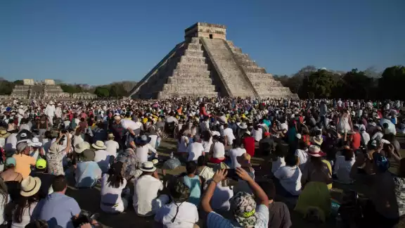 Para ingresar, los visitantes tendrán que cumplir con el uso de cubrebocas en todo momento, aplicación de gel y toma de temperatura, así como el uso de tapete desinfectante en la entrada Para ingresar, los visitantes tendrán que cumplir con el uso de cubrebocas en todo momento, aplicación de gel y toma de temperatura, así como el uso de tapete desinfectante en la entrada
