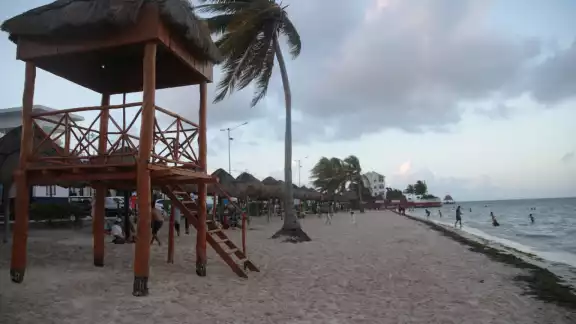 Se prevé una temperatura máxima de 30 a 32 °C Se prevé una temperatura máxima de 30 a 32 °C