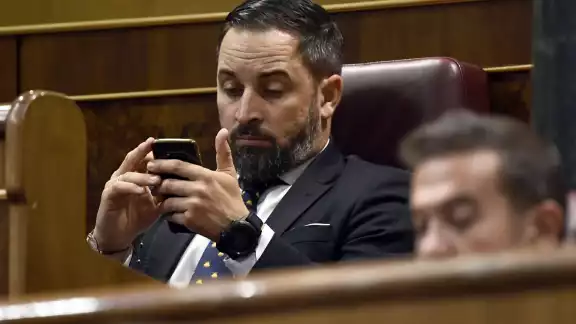 Santiago Abascal es presidente del VOX en España y va contra el comunismo