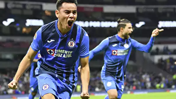 Charly Rodríguez debuto con Cruz Azul y anotó el primer gol ante Tijuana Charly Rodríguez debuto con Cruz Azul y anotó el primer gol ante Tijuana