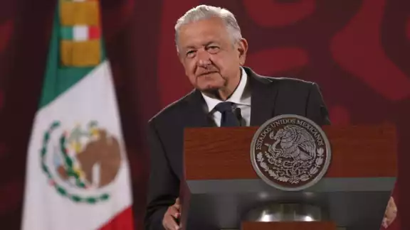 AMLO reiteró que hasta el momento se ha encontrado evidencia de un hecho violento, pero no los cuerpos supuestamente fusilados. AMLO reiteró que hasta el momento se ha encontrado evidencia de un hecho violento, pero no los cuerpos supuestamente fusilados.