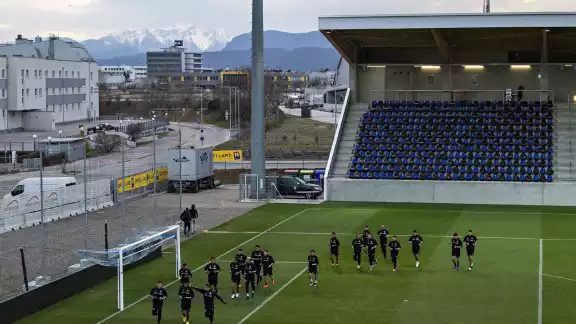 La Selección Nacional durante el entrenamiento previo al partido La Selección Nacional durante el entrenamiento previo al partido