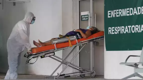 La velocidad de crecimiento de casos para la zona sur  es de 0.06 y de 0.18para la zona norte