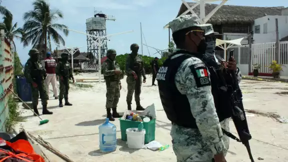 Los elementos de la Guardia Nacional arribaron a Tulum para el 'blindaje' de seguridad instruido por AMLO tras los hechos violentos