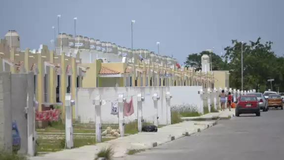 Comprar casas después del Periférico de Mérida se pondría en riesgo la accesibilidad es complicada y el transporte público es limitado. Comprar casas después del Periférico de Mérida se pondría en riesgo la accesibilidad es complicada y el transporte público es limitado.