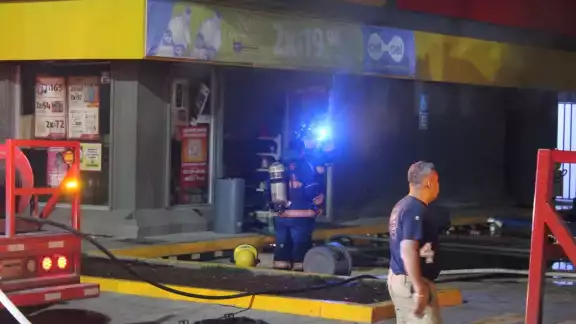 Los atentados, registrados en Celaya, Irapuato y Silao, son atribuidos a un enfrentamiento con un grupo criminal en un estado vecino Los atentados, registrados en Celaya, Irapuato y Silao, son atribuidos a un enfrentamiento con un grupo criminal en un estado vecino