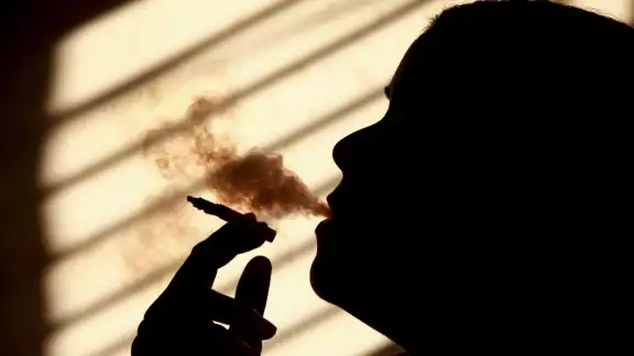 Proponen subir impuesto de cajetillas a 1.49 pesos por cigarro (Cuartoscuro) Proponen subir impuesto de cajetillas a 1.49 pesos por cigarro (Cuartoscuro)