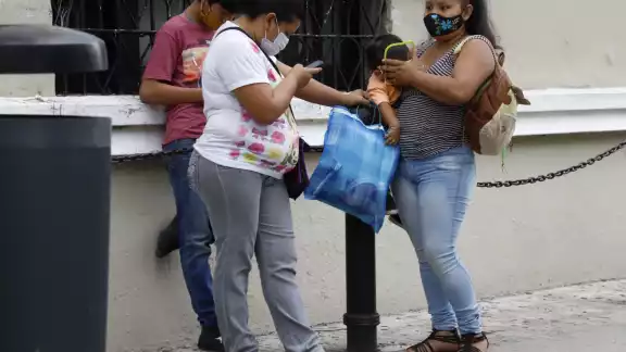 La enfermedad ha representado un cambio en la forma en que los habitantes se relacionan