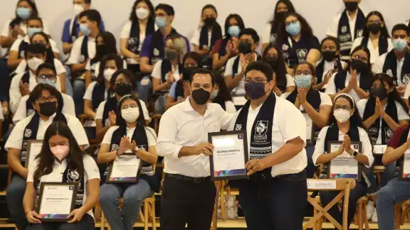 Del total de estudiantes, 119 son mujeres y 51, hombres Del total de estudiantes, 119 son mujeres y 51, hombres