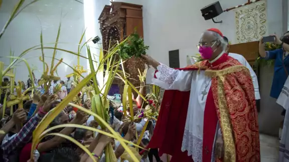 Los viacrucis y procesiones solo se podrán realizar dentro de las iglesias Los viacrucis y procesiones solo se podrán realizar dentro de las iglesias