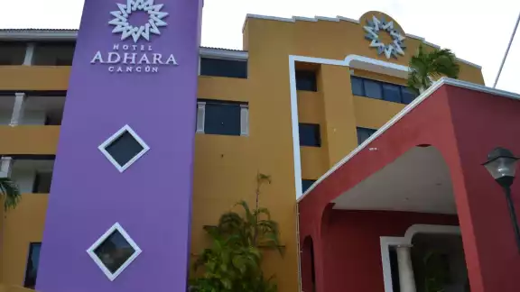 La ocupación acumulada en la Zona Hotelera de Cancún, Puerto Morelos e Isla Mujeres gano 5 décimas La ocupación acumulada en la Zona Hotelera de Cancún, Puerto Morelos e Isla Mujeres gano 5 décimas