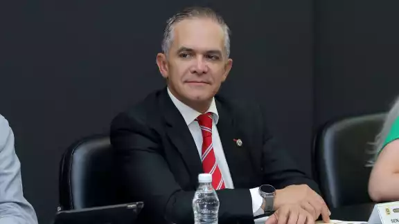 Miguel Ángel Mancera se suma a la lista de aspirantes por el Frente Amplio por México