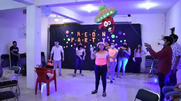 Gran parte del simbolismo presente en estas fiestas se remite al sincretismo entre los ritos católicos y las celebraciones prehispánicas Gran parte del simbolismo presente en estas fiestas se remite al sincretismo entre los ritos católicos y las celebraciones prehispánicas