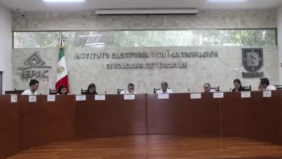 El consejero explicó que, dependiendo del cargo al que quieran participar, deberán reunir un número de firmas El consejero explicó que, dependiendo del cargo al que quieran participar, deberán reunir un número de firmas