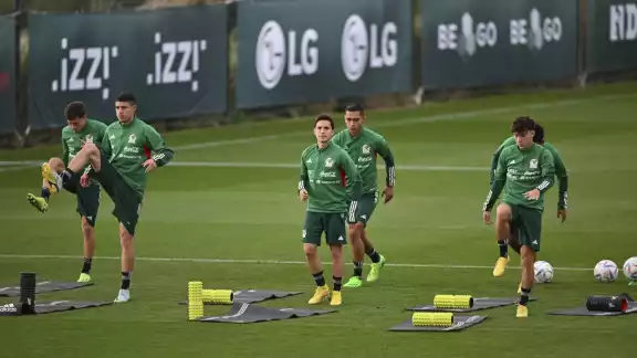 Cuarto entrenamiento del 'Tri' en Girona a la espera de los europeos