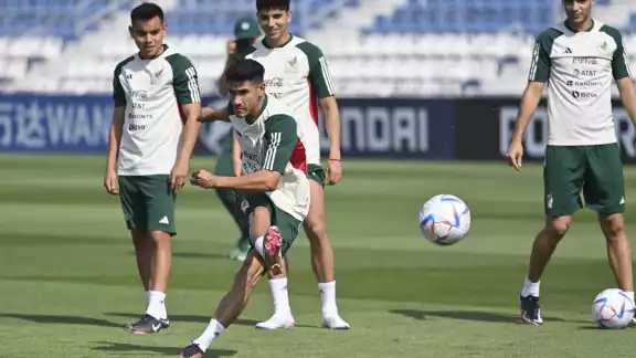 México sigue pensando en Polonia México sigue pensando en Polonia