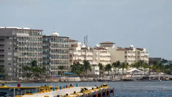 Cozumel es una de las islas de Quintana Roo que se ha visto sobrecargadas con la actividad turística, donde buscan construir un cuerto muelle de cruceros Cozumel es una de las islas de Quintana Roo que se ha visto sobrecargadas con la actividad turística, donde buscan construir un cuerto muelle de cruceros