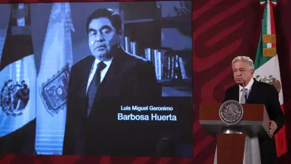AMLO inició su conferencia mañanera lamentando el fallecimiento de Miguel Barbosa AMLO inició su conferencia mañanera lamentando el fallecimiento de Miguel Barbosa
