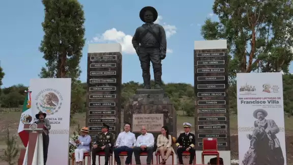 AMLO comemora el Centenario Luctuoso de Francisco Villa en Durando