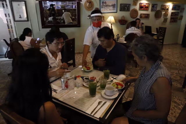 Con el cambio del Semáforo Epidemiológico se verán beneficiados supermercados, hoteles y plazas