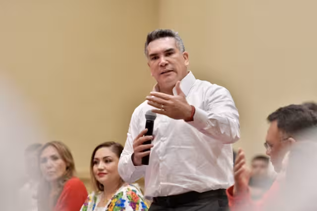 Alito Moreno, presidente nacional del PRI, anuncia expulsión de 15 'dinosaurios'