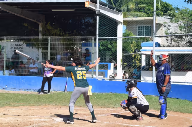 Los encuentros han sido emocionantes y reunido a una gran cantidad de personas