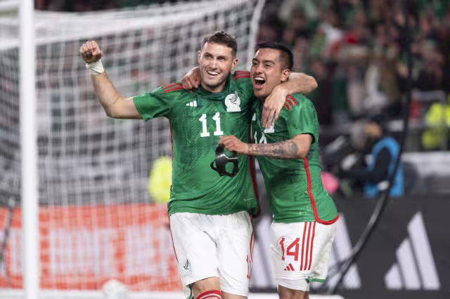 Erick Sánchez anotó el segundo tanto para México