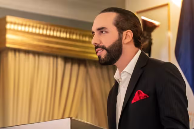 Nayib  Bukele recibió a Andrés Manuel López Obrador en El Salvador donde dialogaron temas de trabajo entre ambas naciones 
