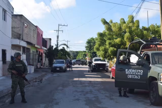 Un hombre fue detenido durante el cateo en una vivienda en Progreso