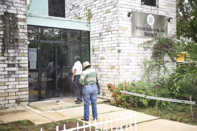 Los ejidatarios aseguran que presentarán recursos legales contra el cambio de uso de suelo de más de cuatro mil 700 hectáreas de selva