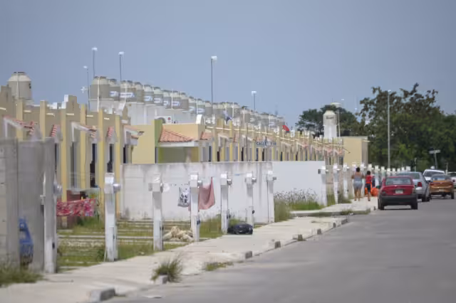 Comprar casas después del Periférico de Mérida se pondría en riesgo la accesibilidad es complicada y el transporte público es limitado.