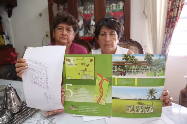 Las hermanas indicaron que el encargado de 'Hogare Palmira S.A. de C.V.' les dio unos pagarés para, presuntamente, regresarles su dinero, pero resultaron falsos