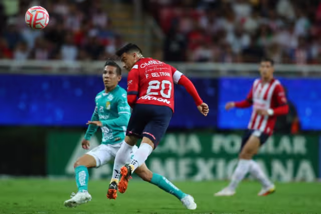 Chivas no levantan y firman aburrido empate con León