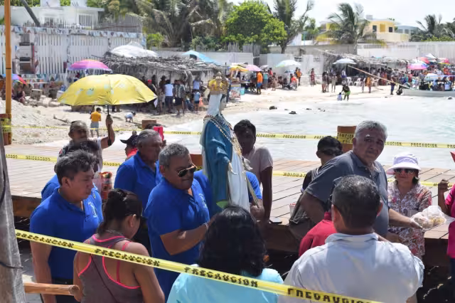 También se realizó un recorrido en el mar de Chelem