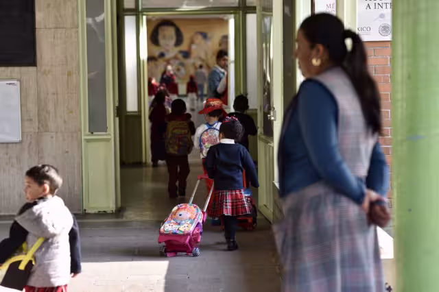 Debido a la pandemia, el ciclo 20-21 iniciará a distancia (Cuartoscuro)