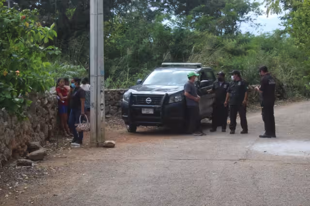 Hasta el lugar de los hechos llegaron elementos de la FGE y del Servicio Médico Forense