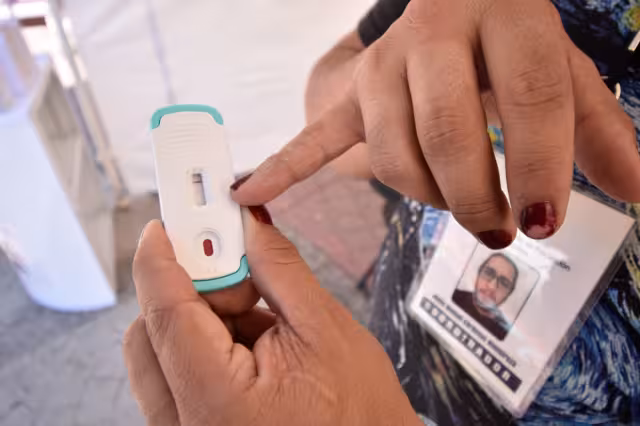 Es importante acudir a realizarse una prueba de VIH