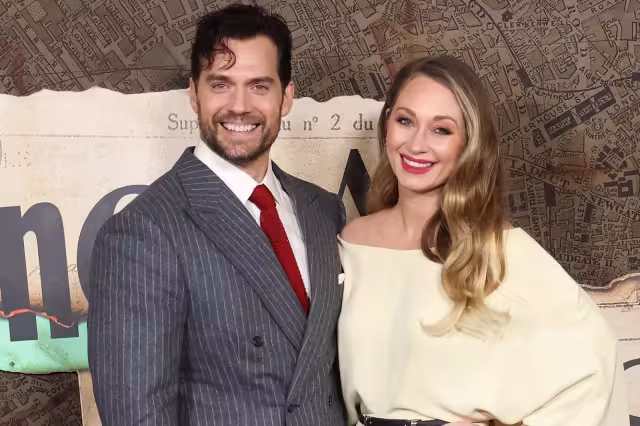 Henry Cavill y su novia serán papás por primera vez