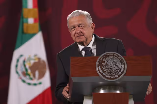 AMLO reiteró que hasta el momento se ha encontrado evidencia de un hecho violento, pero no los cuerpos supuestamente fusilados.
