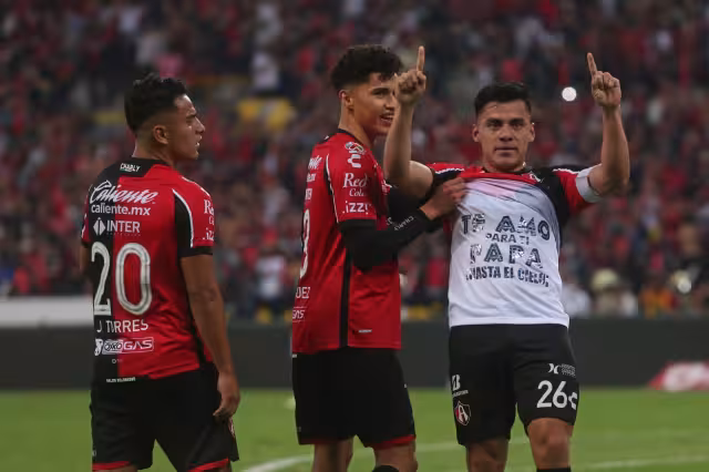 El Atlas celebró su título por todo lo alto