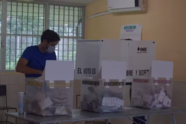 Se realizaron un total de millón seis mil 131 votos